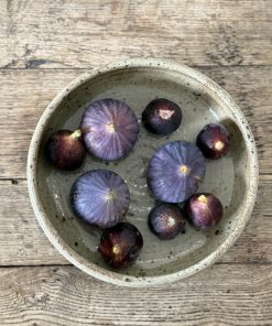 Alternative view of Coupe en grès signé V. Benaix