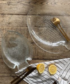 Alternative view of Service à poisson en verre moulé transparent de la maison Codec, France, années 1970.