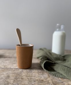 Alternative view of 5 gobelets en grès brun – minimalisme vintage années 70