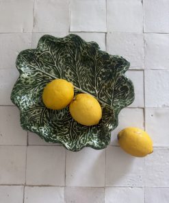 Alternative view of coupe en barbotine à décor de feuille de chou– céramique vintage