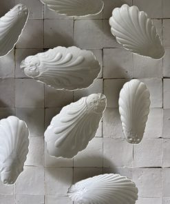 Alternative view of Paire de ramequins blancs coquillage