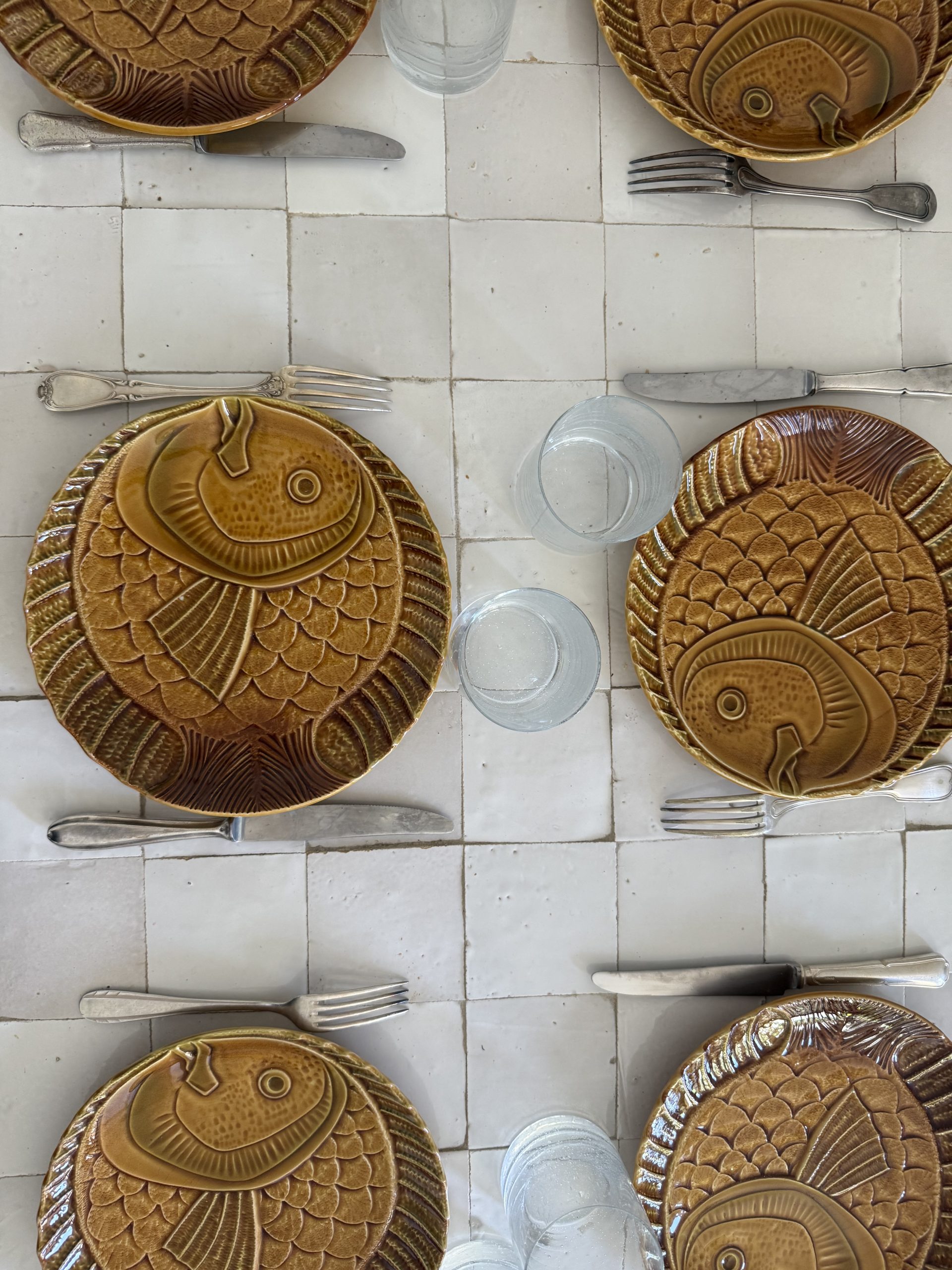 Superbe service poisson de Sarreguemines : 12 assiettes et 3 plats. – Image 5