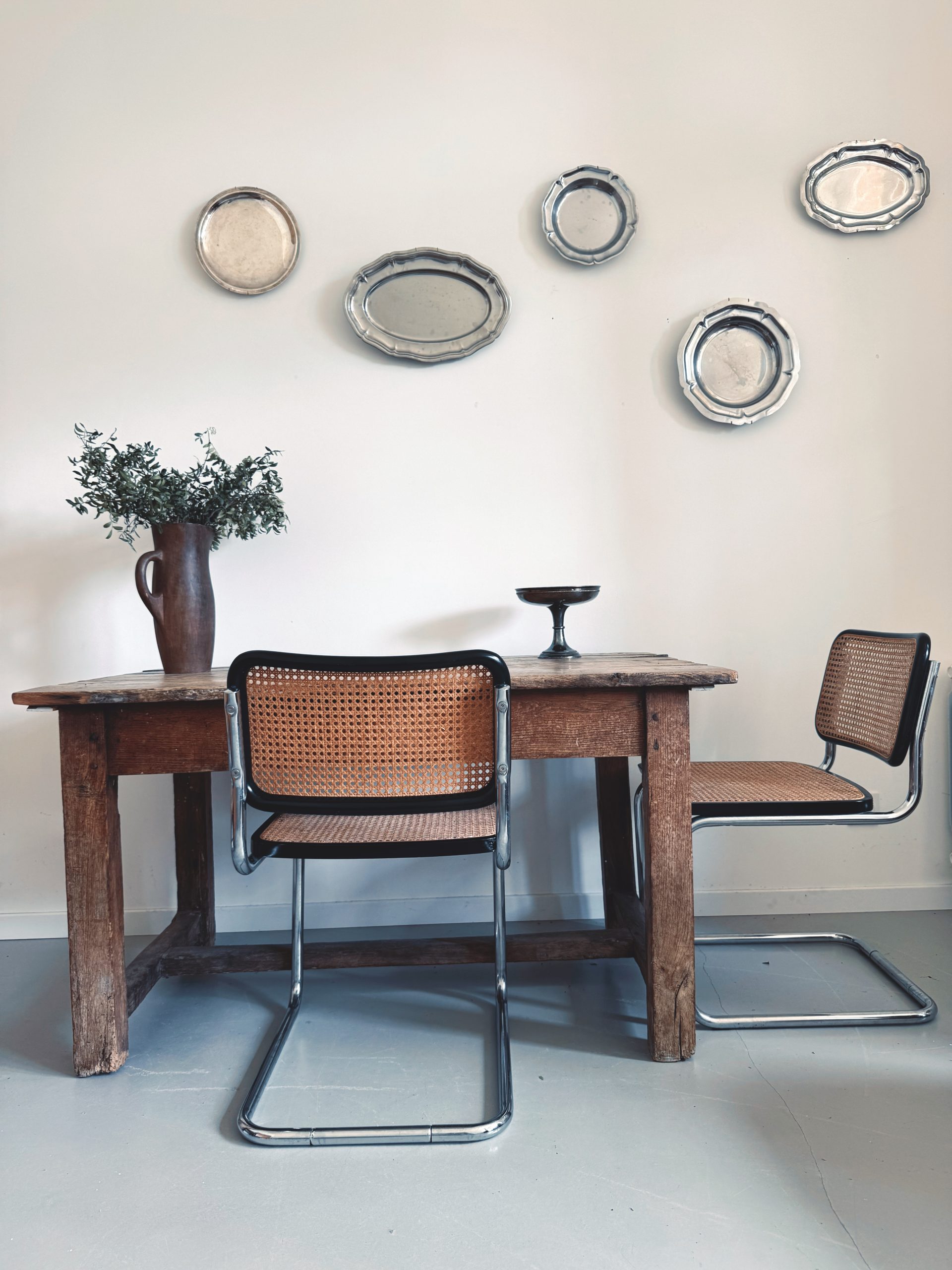 Paire de chaises modèle Cesca en cannage et métal chromé