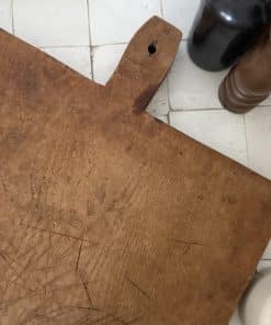 Alternative view of Planche à découper ancienne XXL en bois massif