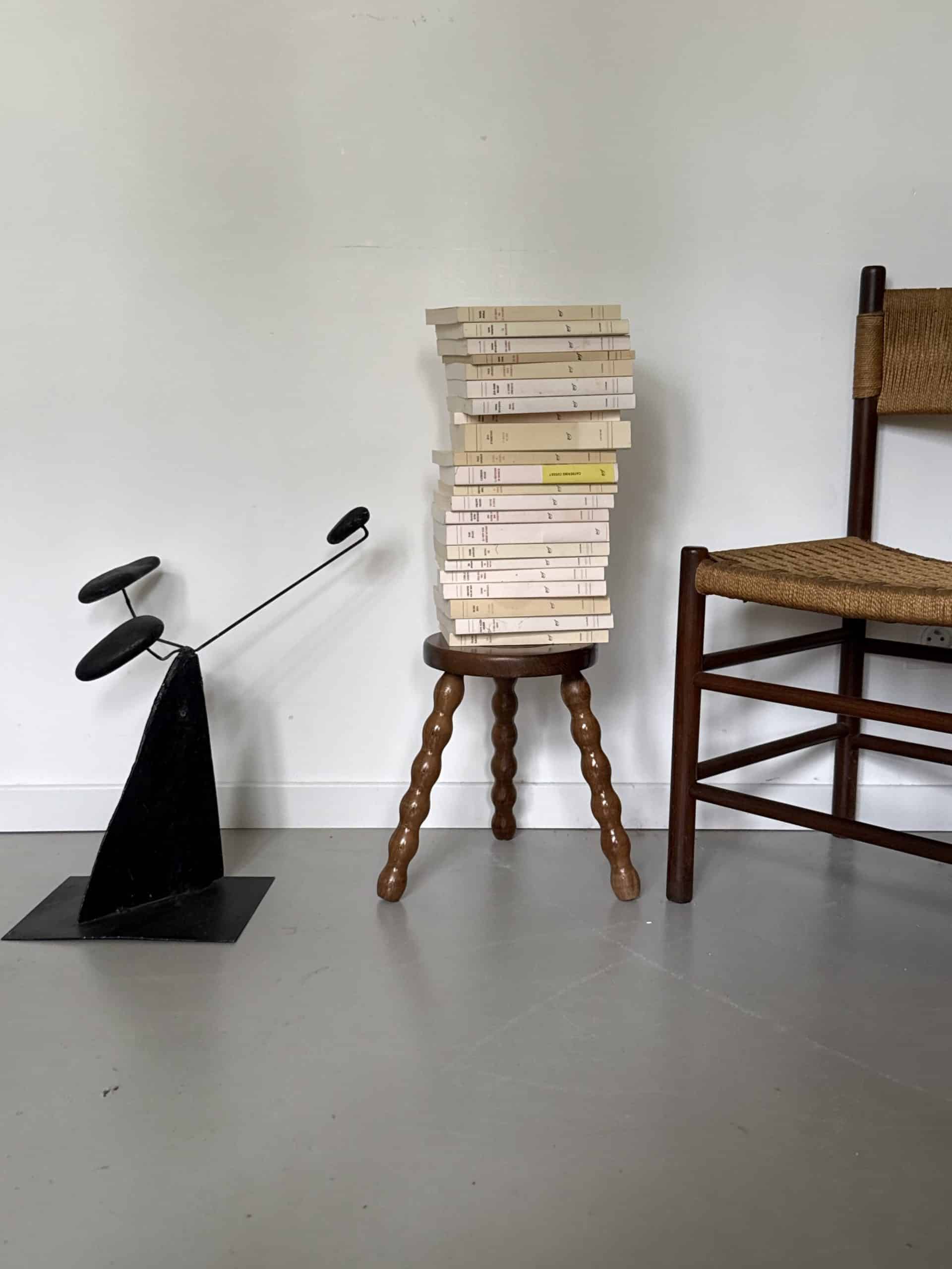 Tabouret en bois tourné vintage – Image 3