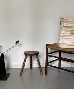 Alternative view of Tabouret en bois tourné vintage