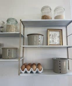 3 pots à faisselle anciens en grès